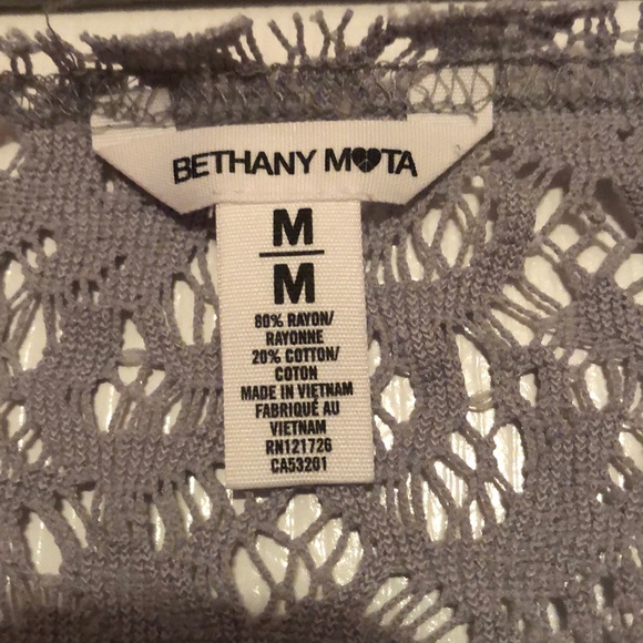 Blouse - Picture 2 of 4